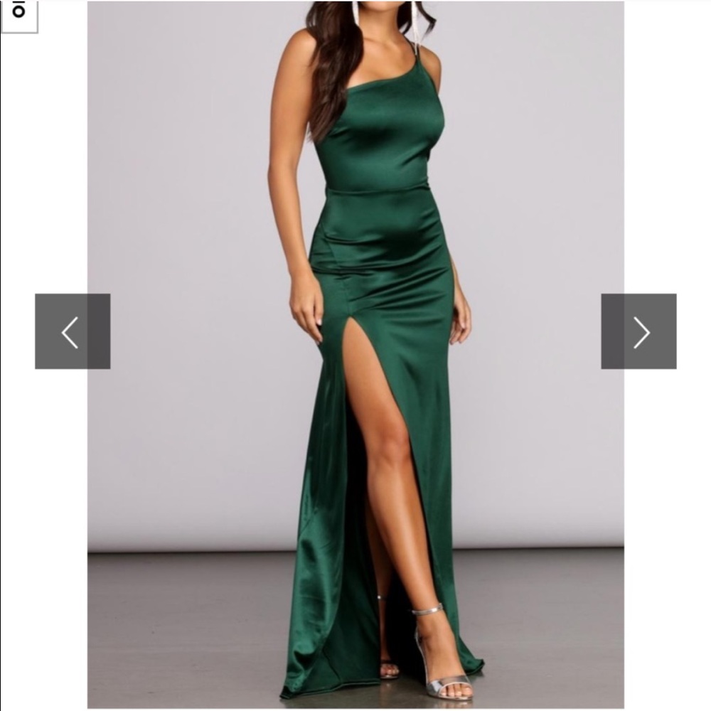 * NEW* Rhiannon Satin Dress